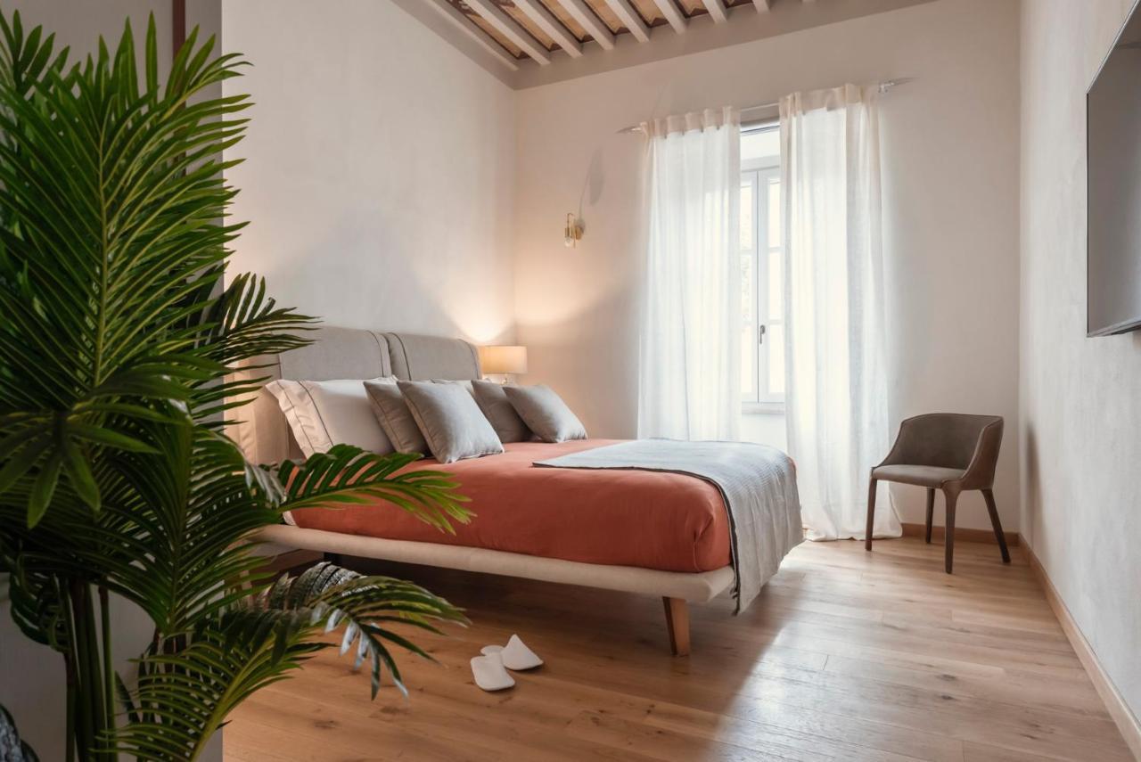 Palazzo Degli Archi Apartment San Vincenzo Bagian luar foto