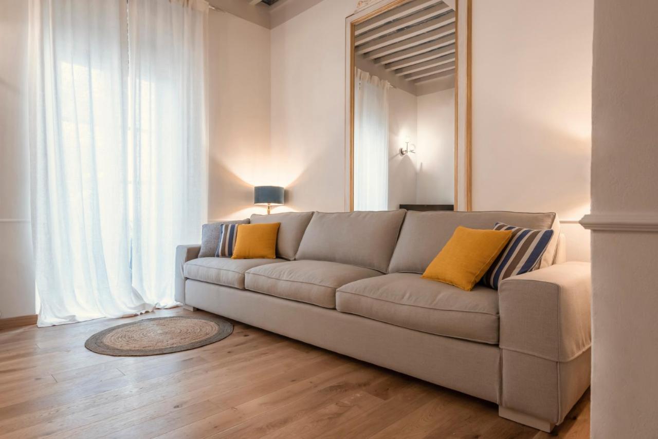 Palazzo Degli Archi Apartment San Vincenzo Bagian luar foto