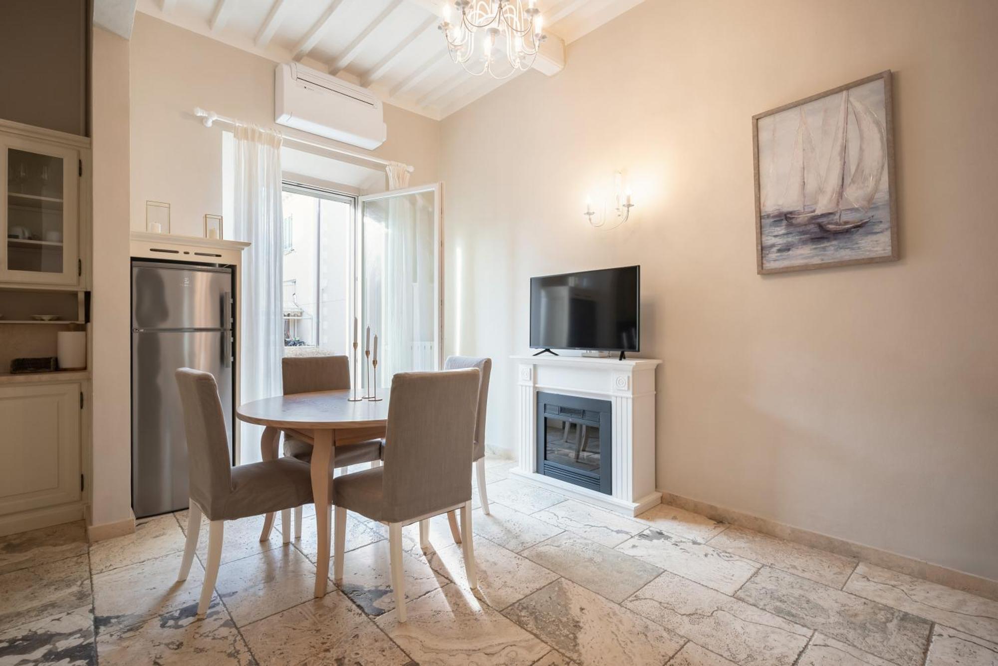 Palazzo Degli Archi Apartment San Vincenzo Bagian luar foto